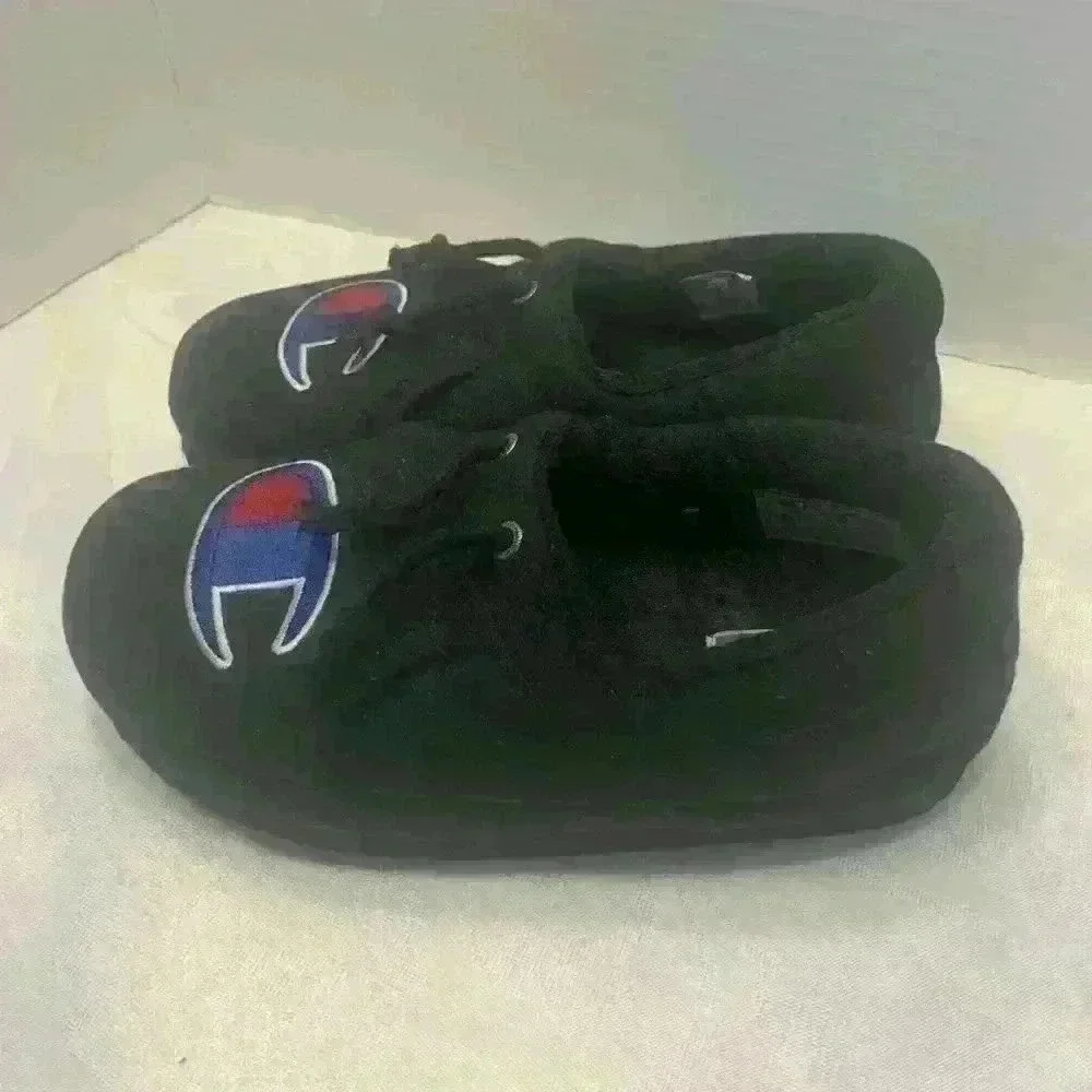 Champion clippers or casualwear black Big logo, blue, red and white sizeB5/W7